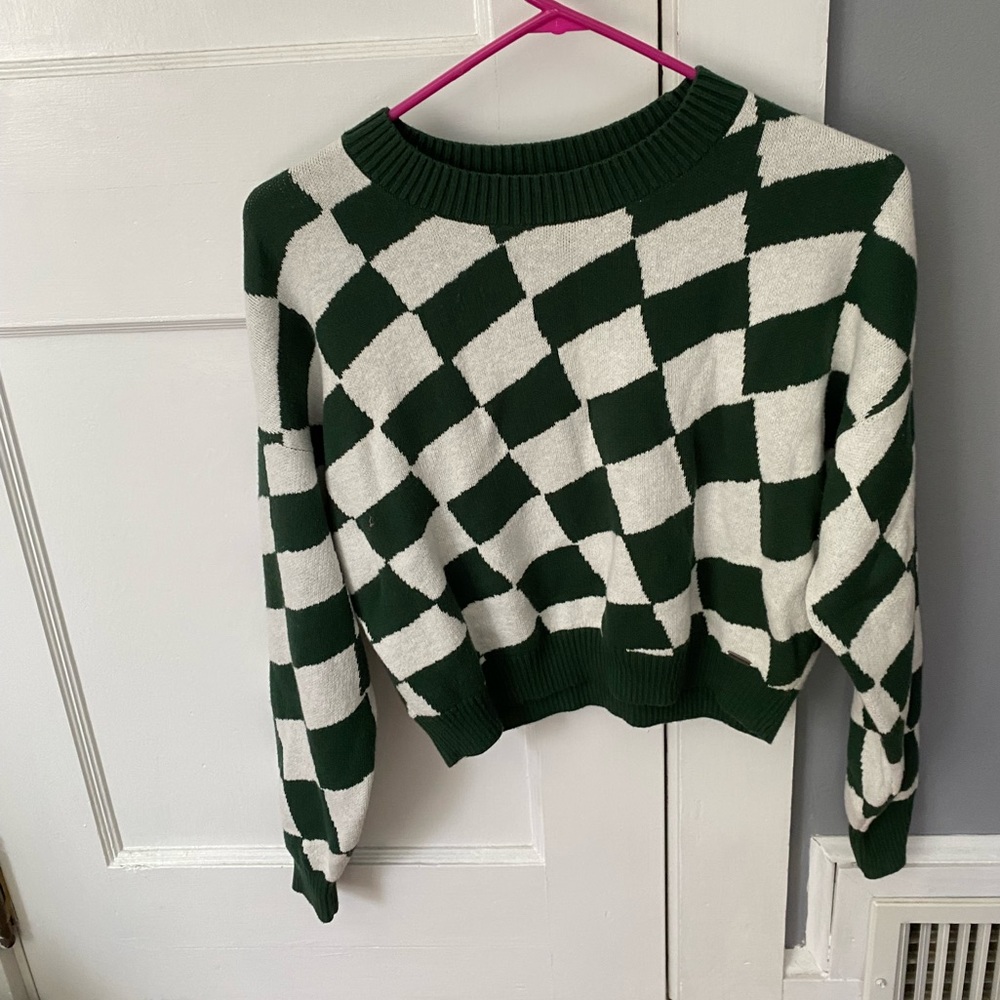 Checkered cropped hollister sweater